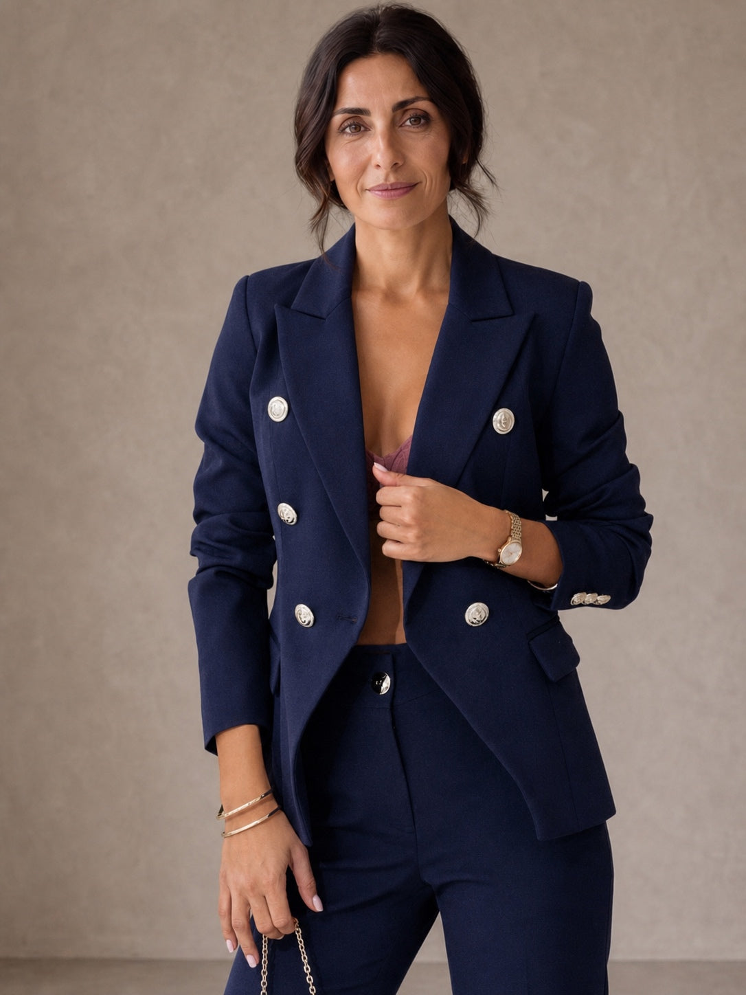 Elvire | Elegant Crossover Suit