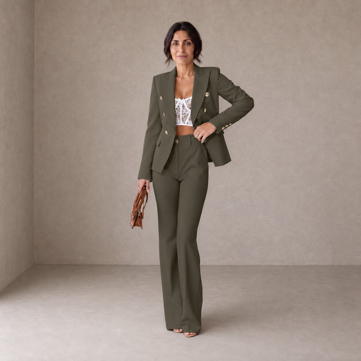 Elvire | Elegant Crossover Suit