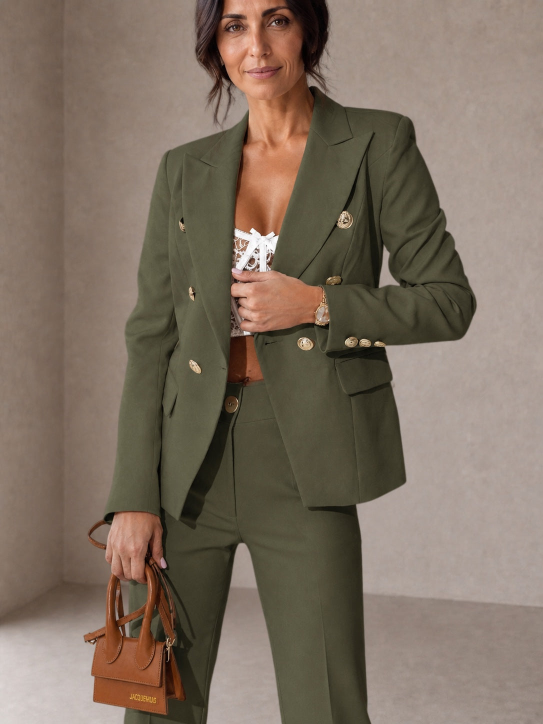 Elvire | Elegant Crossover Suit