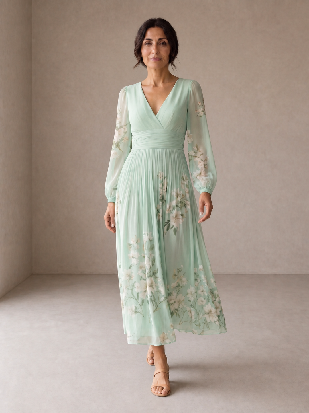 Cisella | Light Green Floral Midi Dress