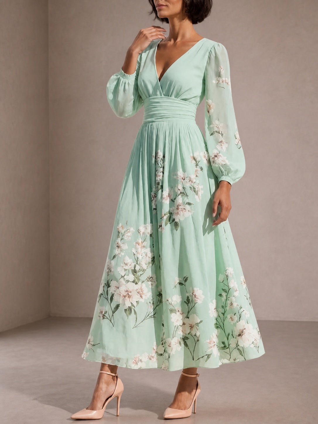 Cisella | Light Green Floral Midi Dress