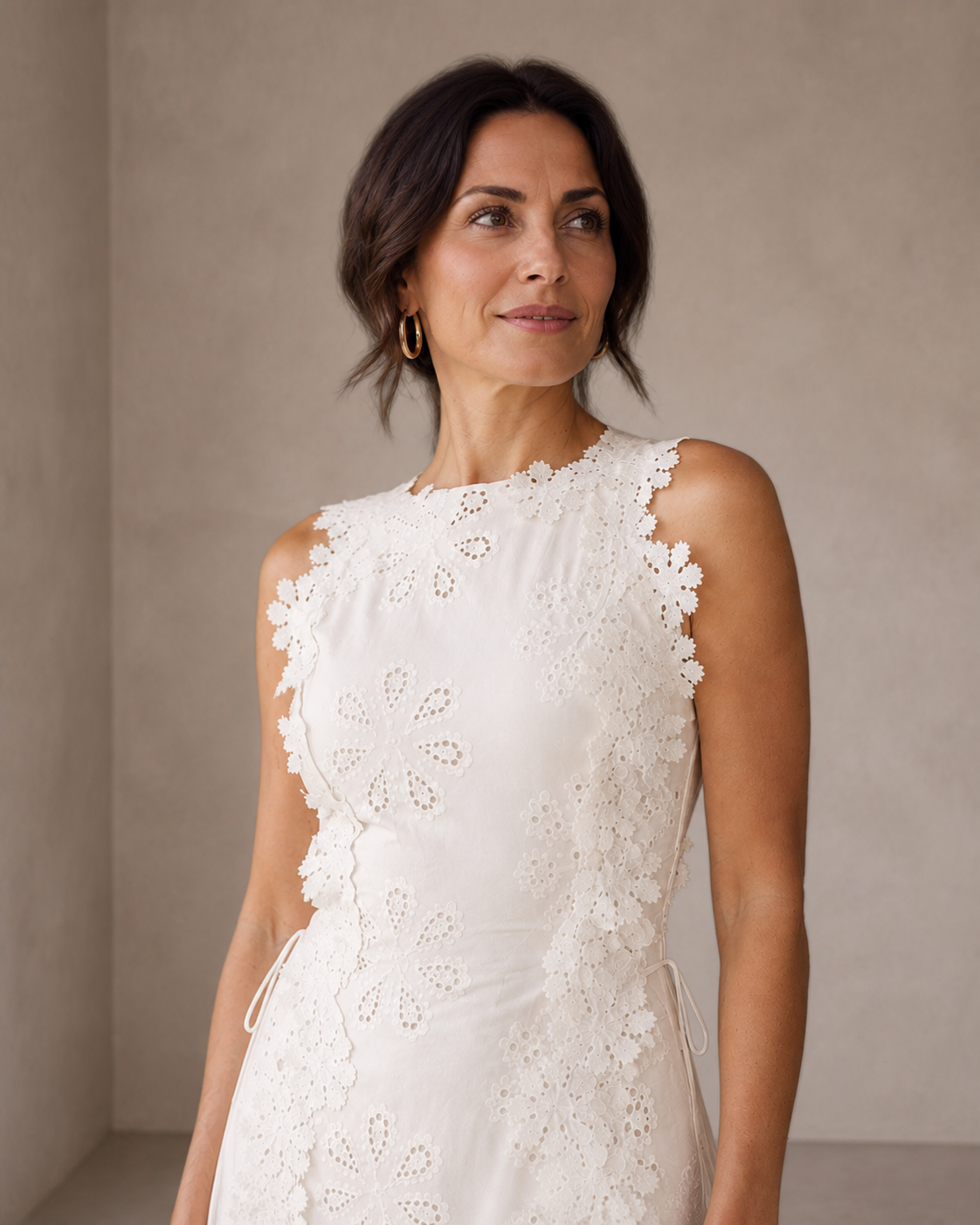 Della | Elegant Embroidered Maxi Dress