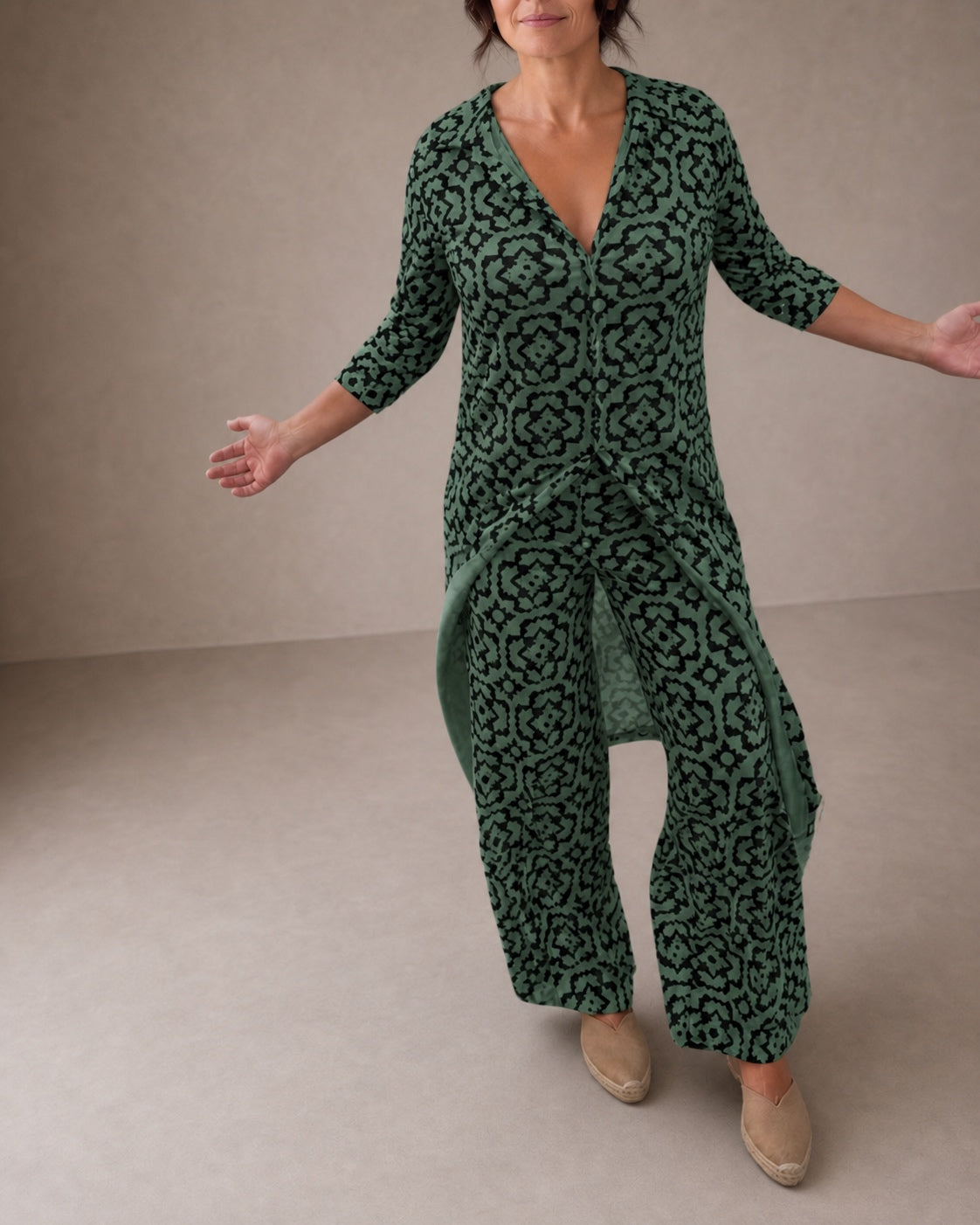 Kailiane | Elegant Vintage-Style Co-ord Set