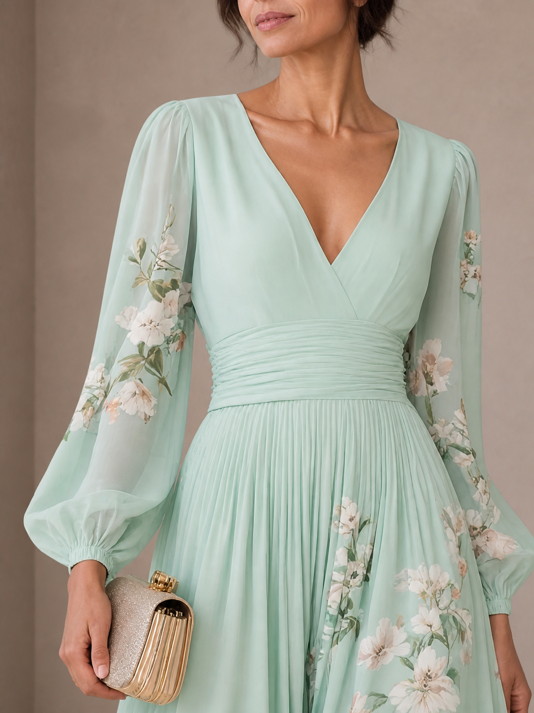 Cisella | Light Green Floral Midi Dress