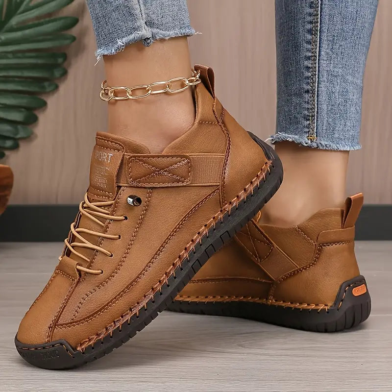 Myra | Orthopaedic Trainers